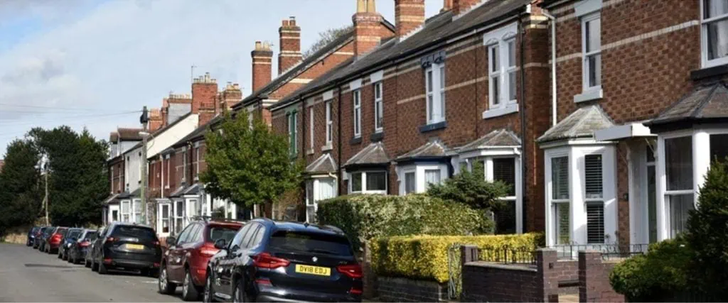 Supported housing street
